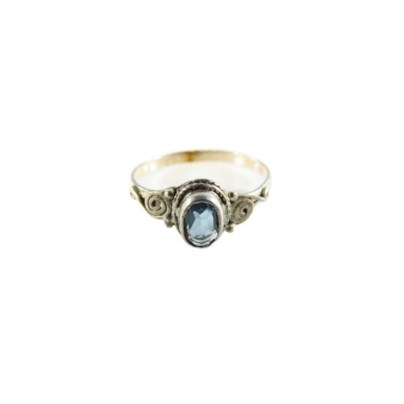 Silver Jewelry - Vintage Oval Blue Glass Solitaire Sterling Silver Petite Ring Size 7